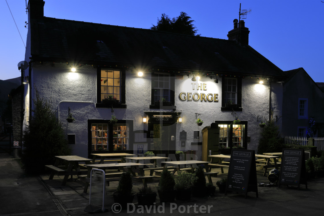 "The George Pub, Castleton village, Derbyshire, Peak District National Park,..." stock image