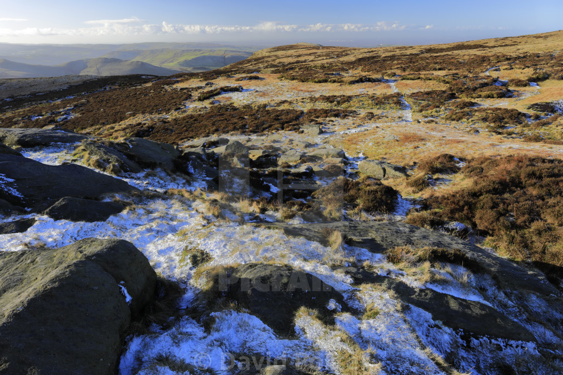 "View to Kinder reservoir over Kinder Scout, Pennine Way, Derbyshire, Peak..." stock image