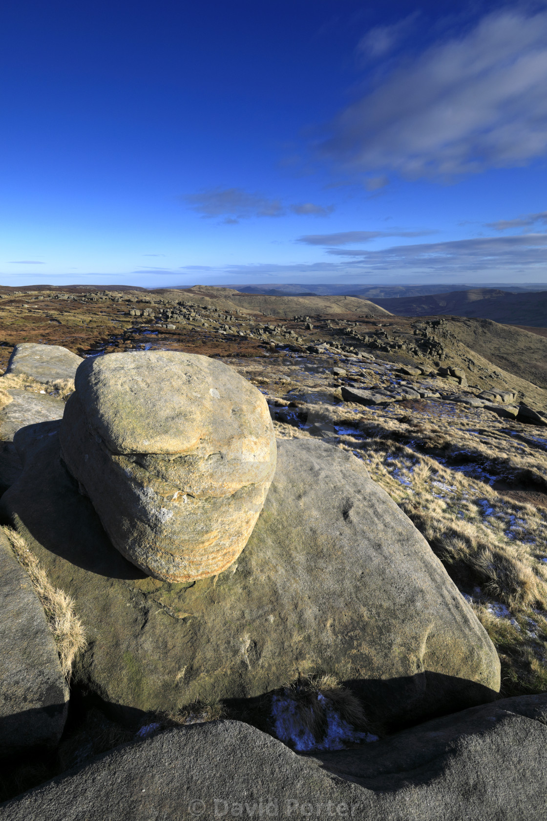 "The Woolpacks rock formations on Kinder Scout, Pennine Way, Peak District..." stock image