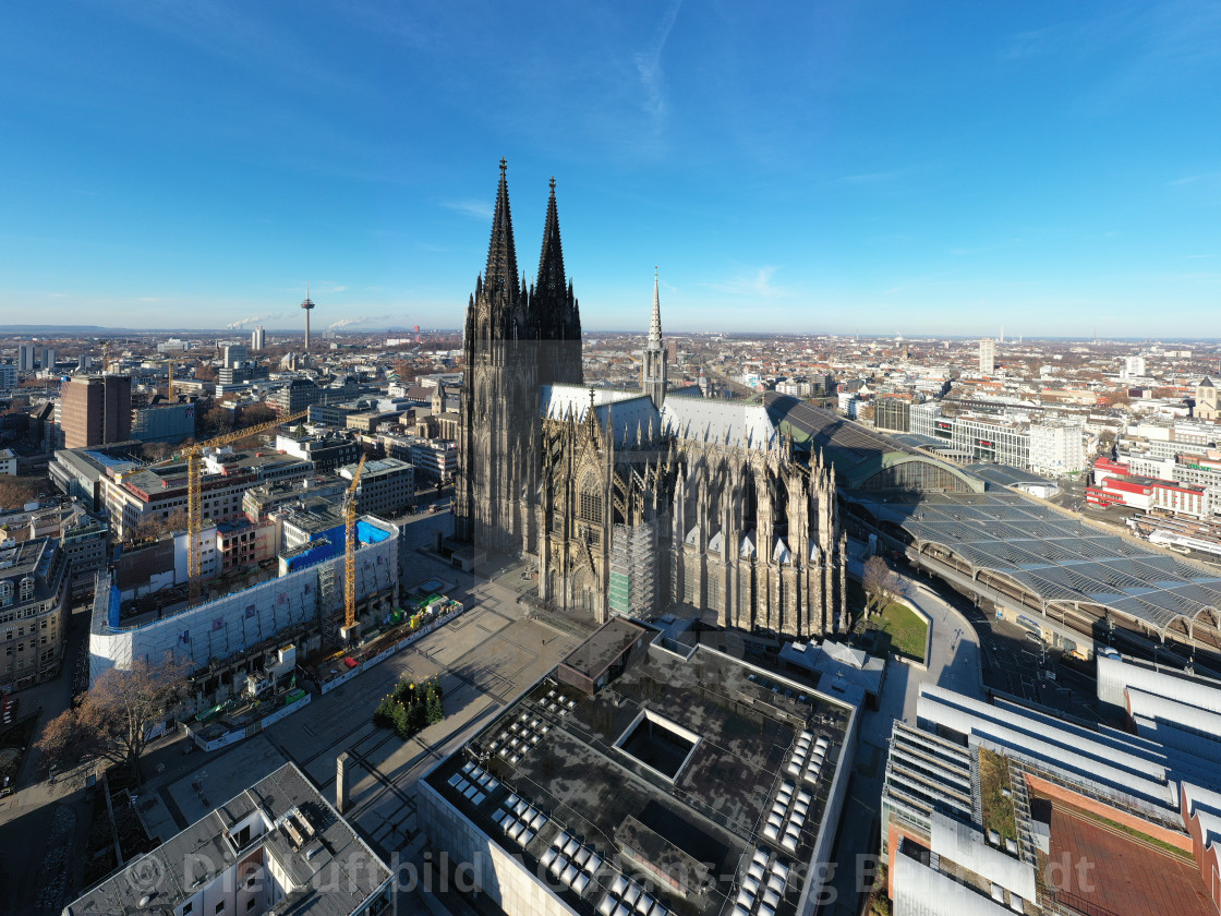 "Luftbild Köln Dom Rhein St. Martin Rheingarten Panorama" by Die Luftbild AG Hans-Jörg Behrendt - $1.55 "Luftbild Köln Dom Rhein St. Martin Rheingarten Panorama" stock image