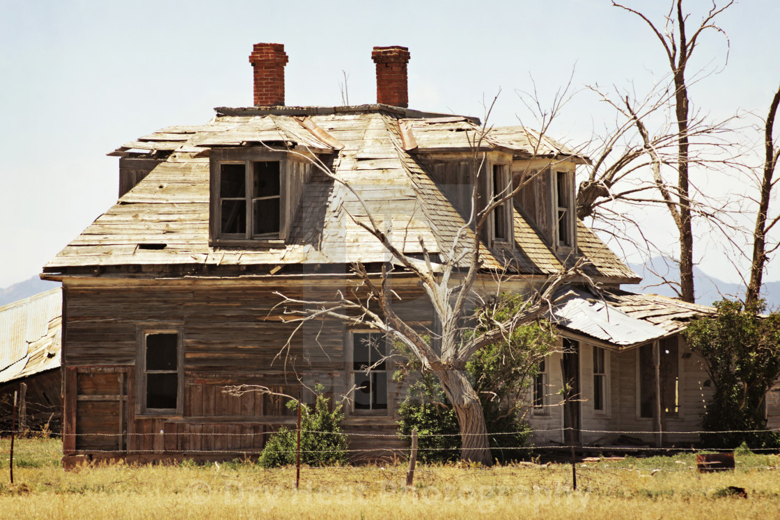 "Abandoned house in Estancia, New Mexico" stock image