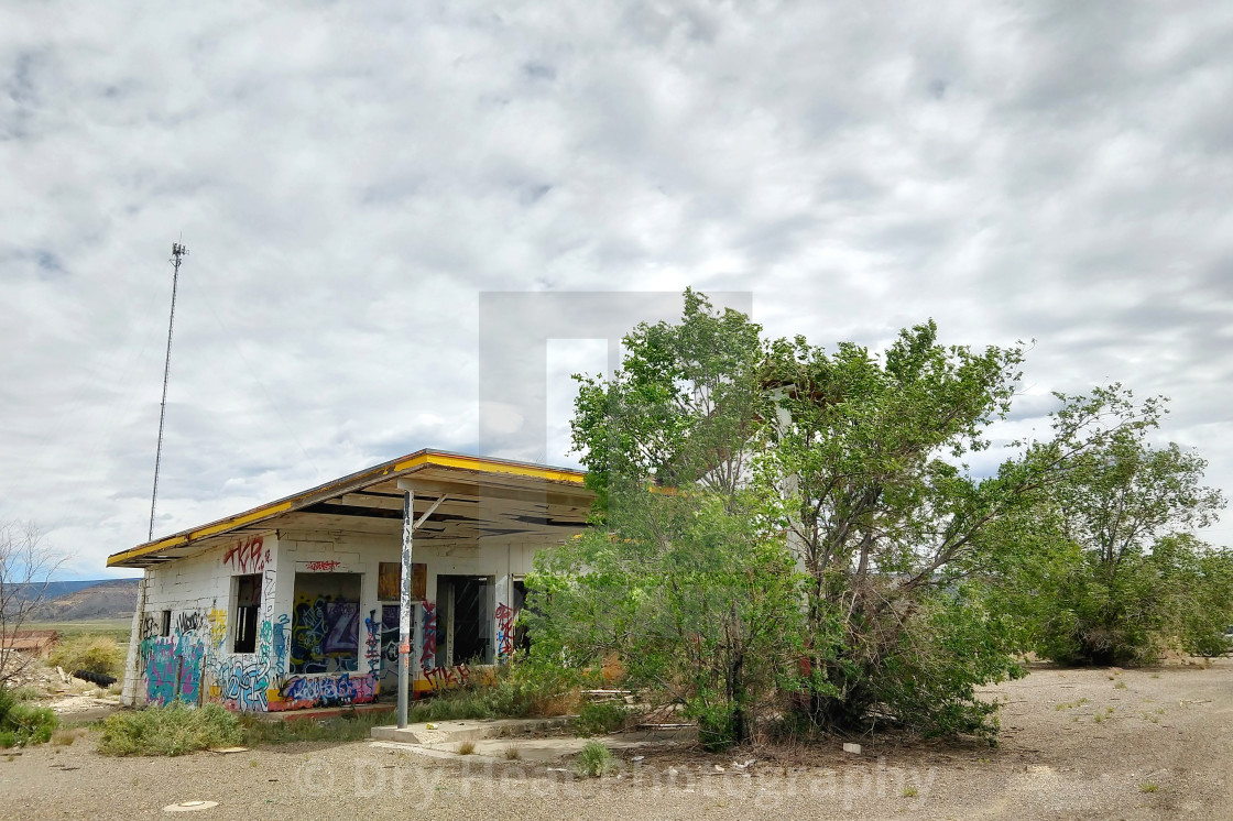 "Whiting Bros. Filling Station" stock image