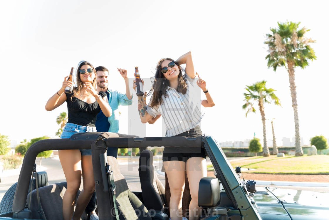 "There's Always That One Song That Gets Everyone Dancing" by Foto Creativa - £3.80 "There's Always That One Song That Gets Everyone Dancing" stock image