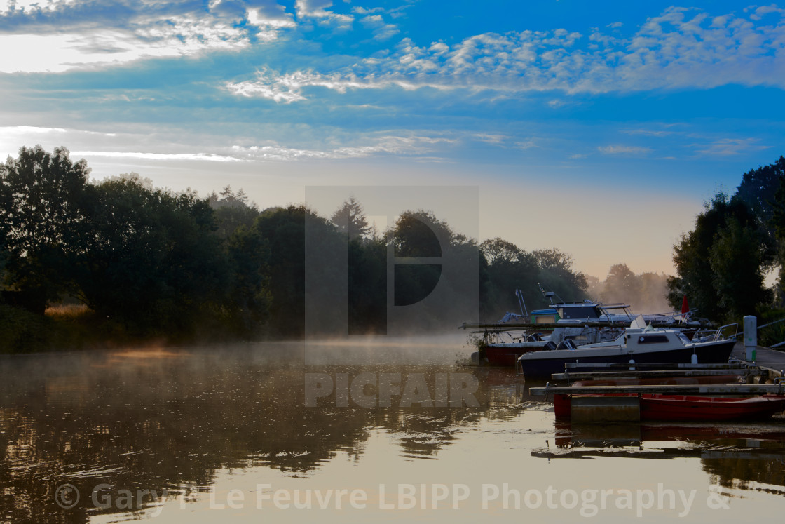 "Pont-Rean early morning" stock image