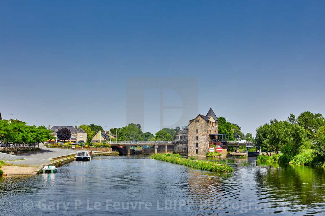 "Messac, lock and weir" stock image