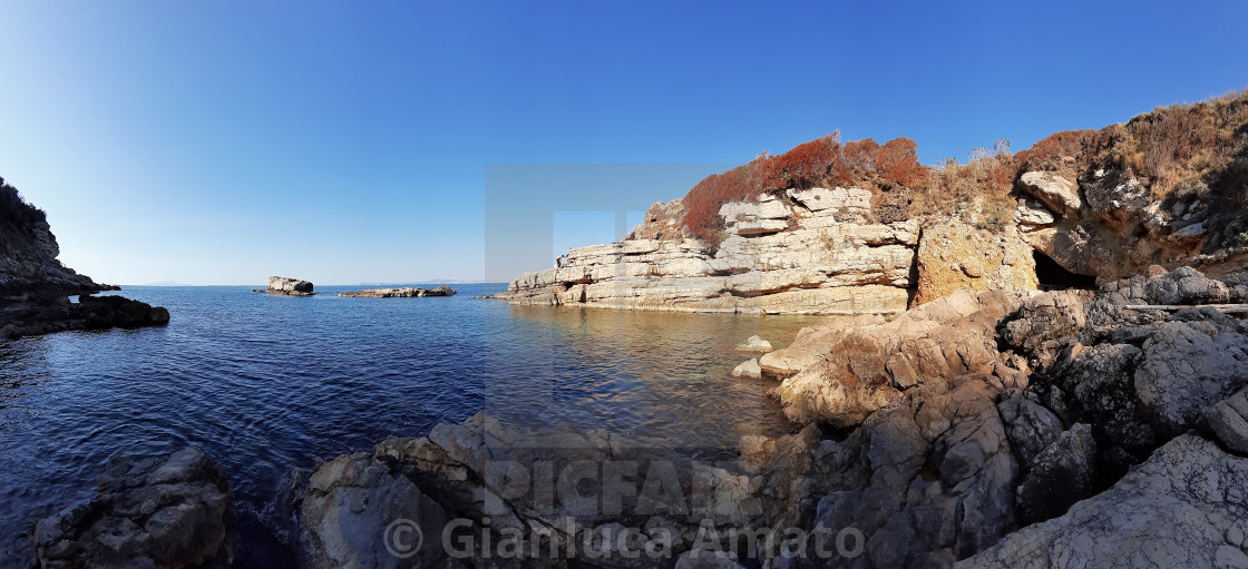 "Panoramica dalla riva dei Bagni Regina Giovanna" stock image