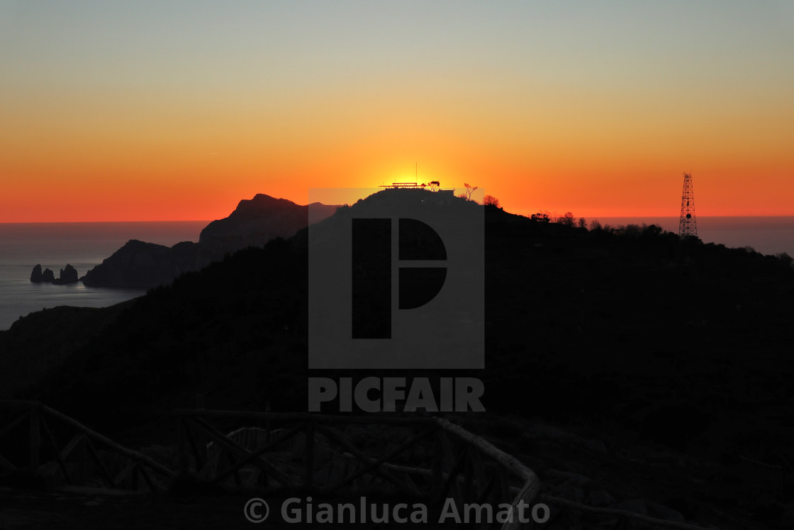 "Termini - Scorcio di Capri al tramonto da Monte Costanzo" stock image