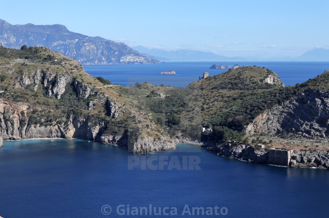 "Termini - Panorama della Baia di Ieranto dal Monte Costanzo" stock image