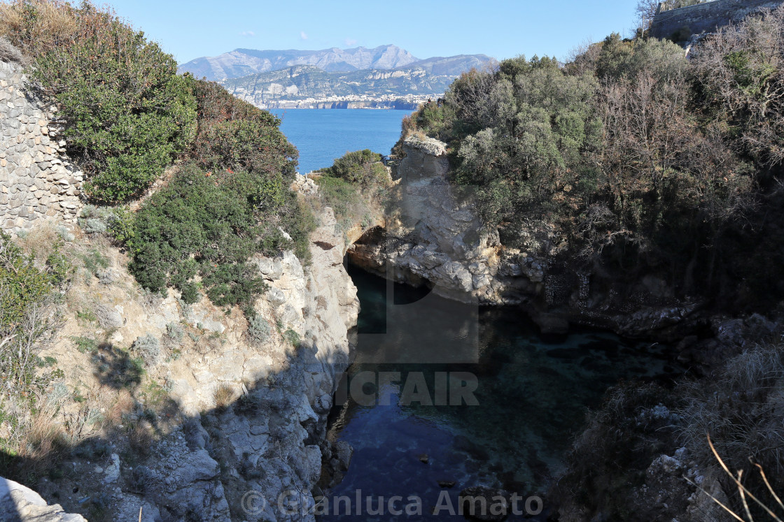 "Sorrento - Scorcio panoramico dai Bagni della Regina Giovanna" stock image