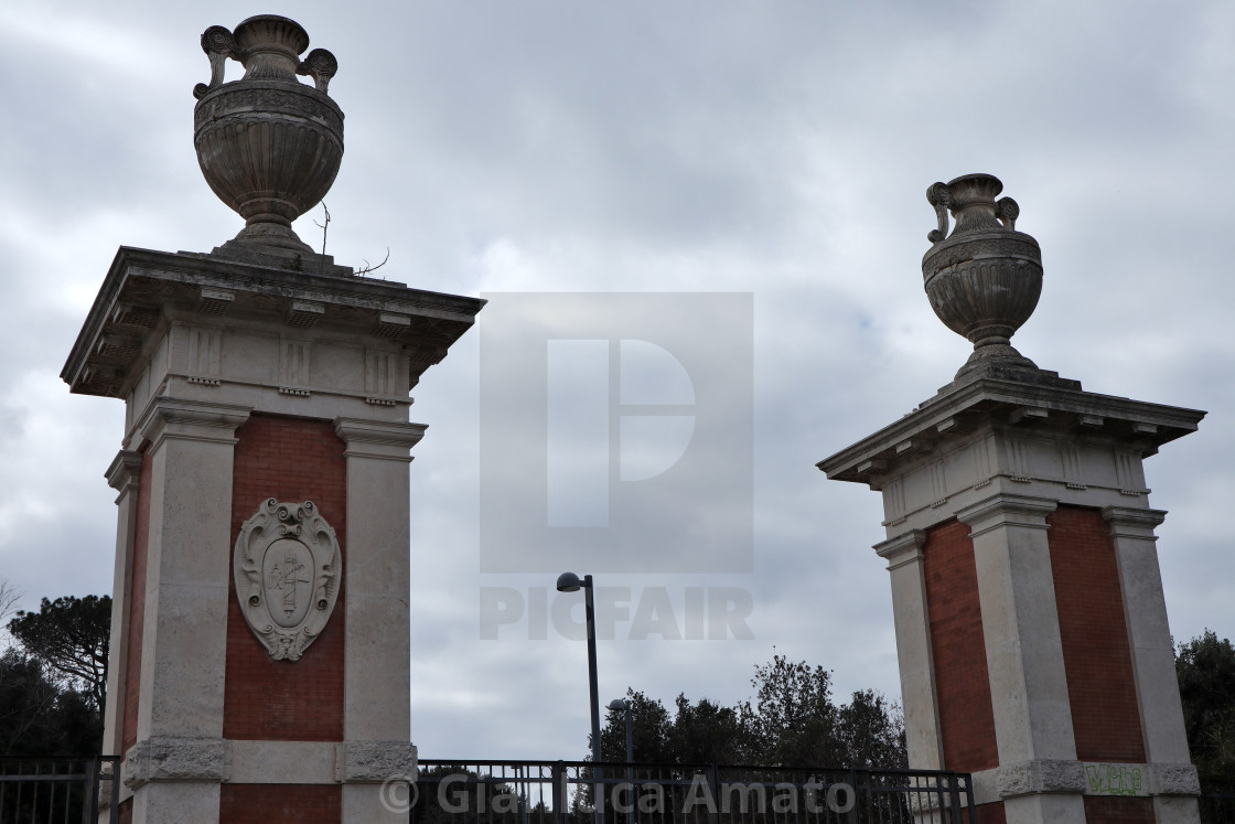 "Napoli - Entrata del Parco Virgiliano" stock image