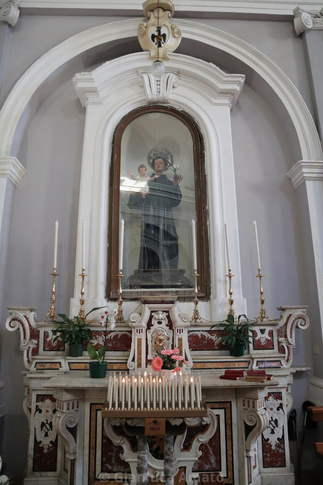 "Caiazzo - Altare laterale della chiesa di San Francesco" stock image