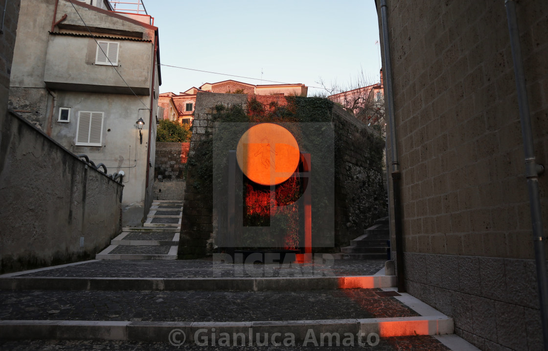 "Caiazzo - Vicoli al tramonto" stock image