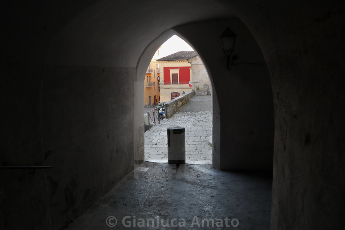 "Caiazzo - Vicolo coperto al duomo" stock image