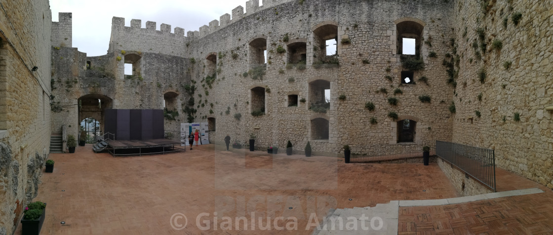 "Campobasso - Panoramica del cortile di Castello Monforte" stock image