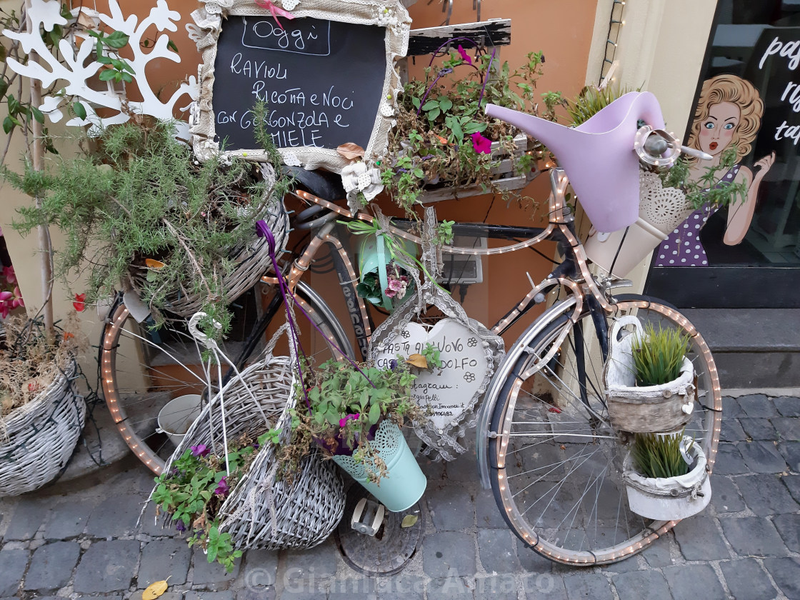 "Castel Gandolfo – Bicicletta del borgo" stock image