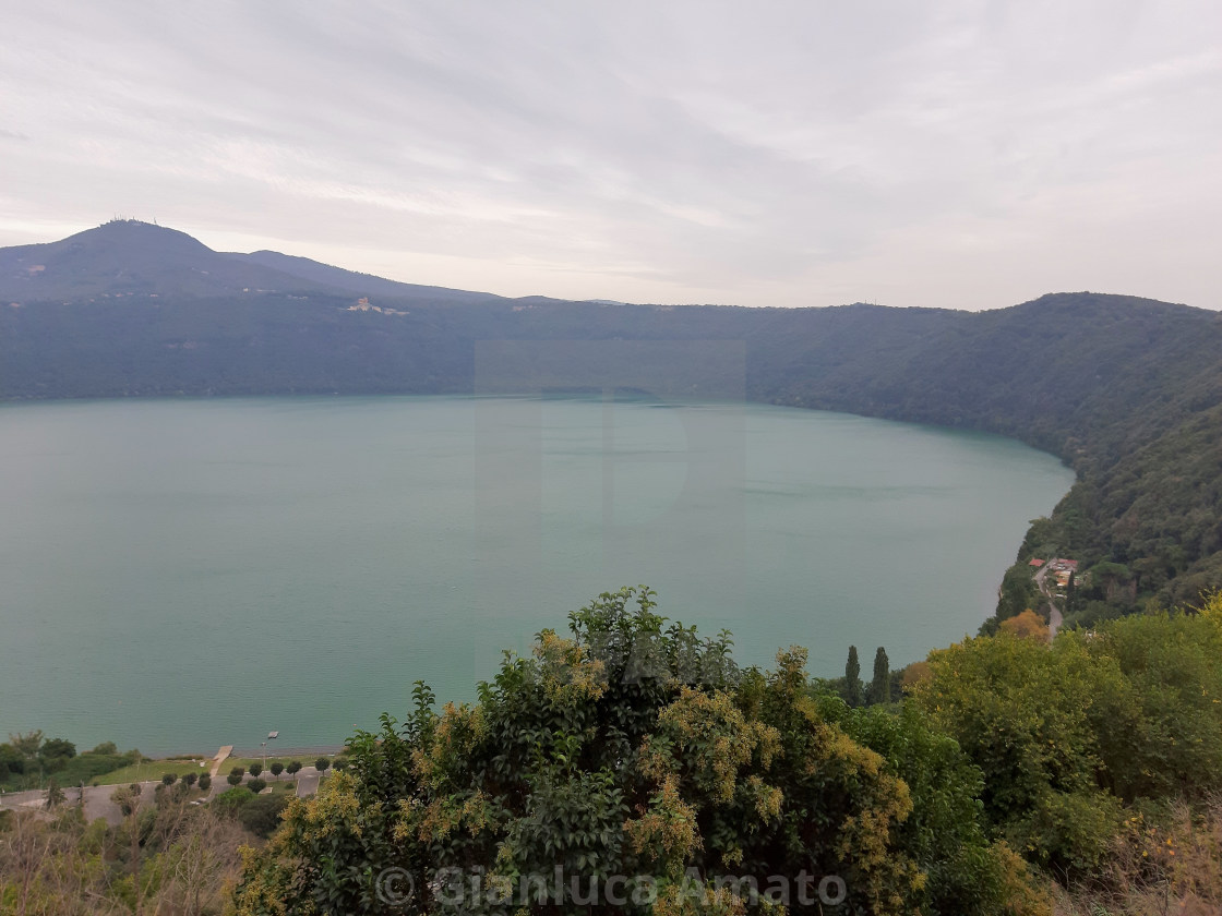 "Castel Gandolfo – Il Lago Albano dal borgo" stock image