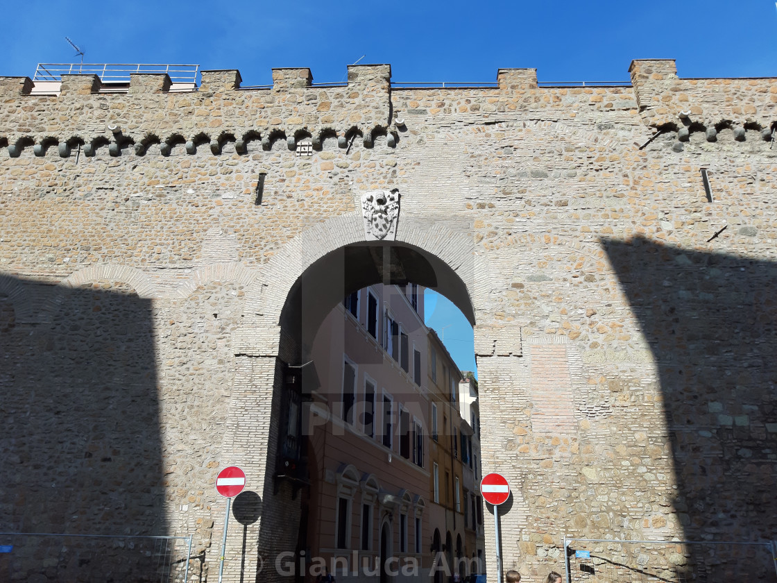 "Roma - Porta del Passetto su Vicolo d'Orfeo" stock image