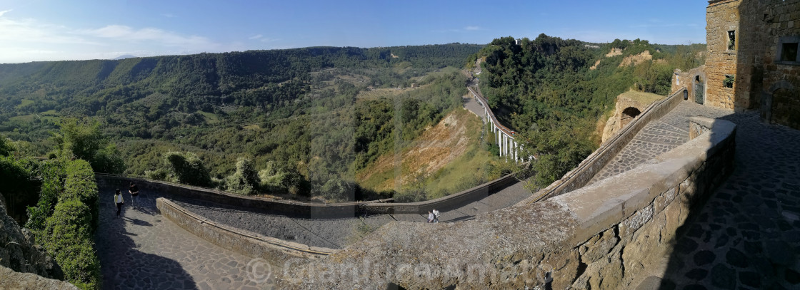 "Civita di Bagnoregio - Panoramica dal borgo" stock image