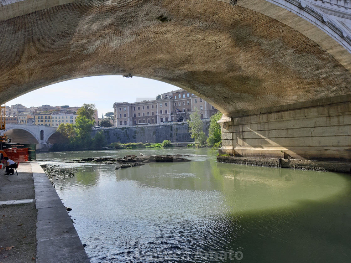 "Roma - Arcata di Ponte Vittorio Emanuele II" stock image