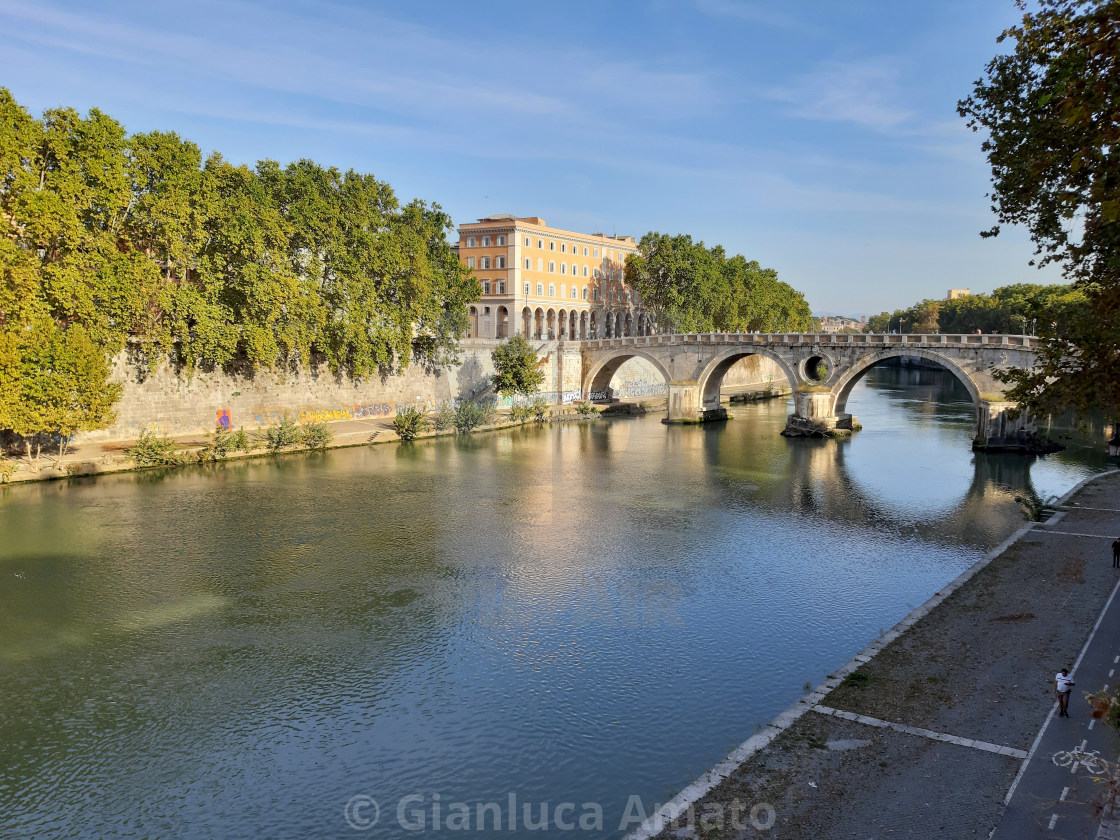 "Roma - Ponte Sisto da Lungotevere Farnesina" stock image