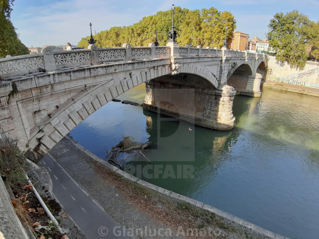 "Roma - Scorcio del Ponte Mazzini" stock image