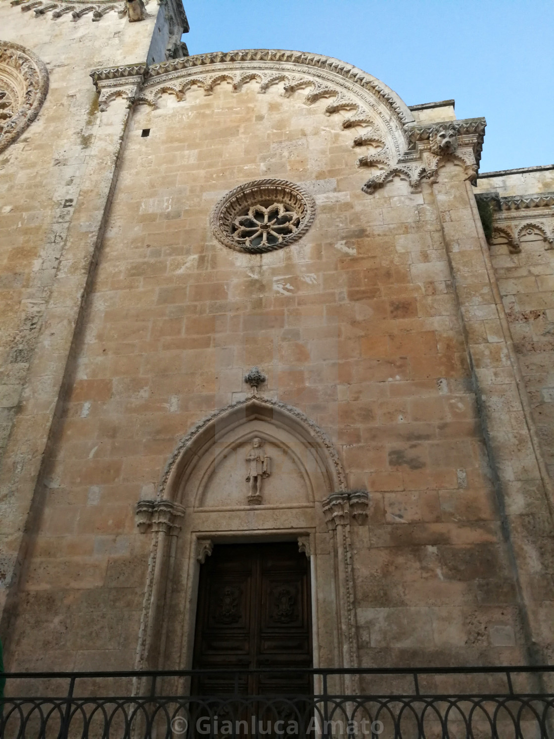 "Ostuni - Entrata della navata destra della Cattedrale" stock image