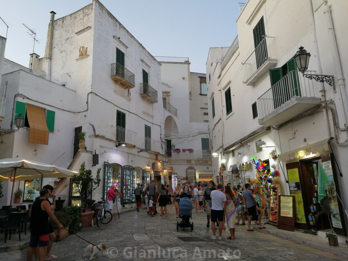 "Ostuni - Scorcio di Via Cattedrale" stock image