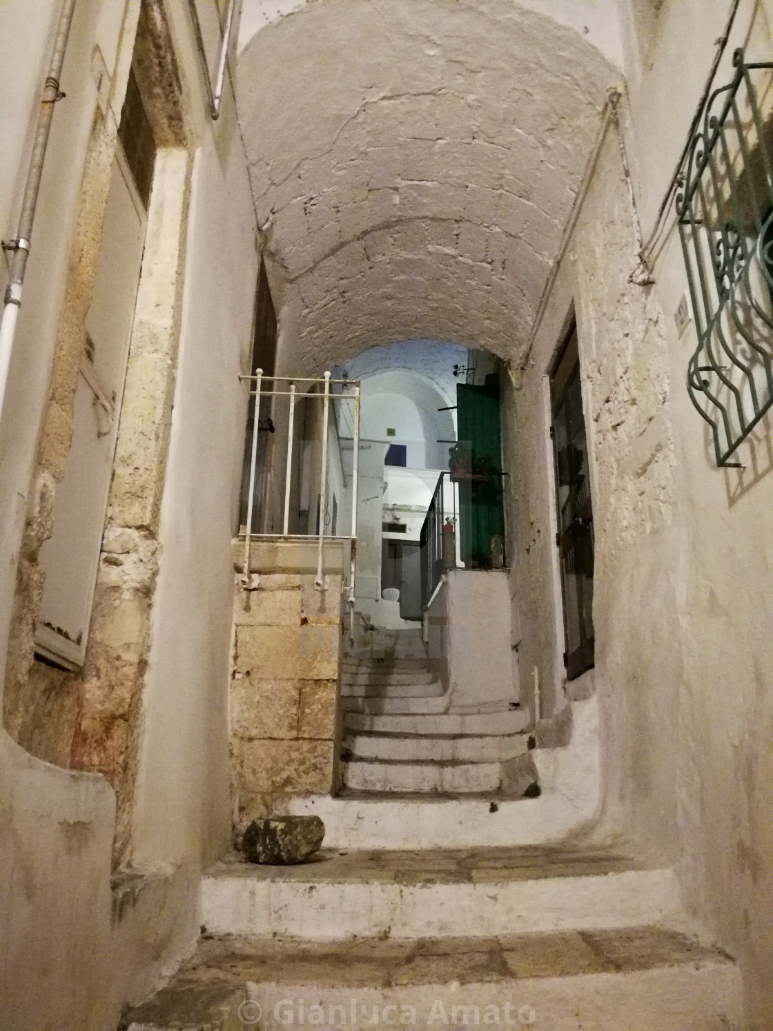 "Ostuni - Vicolo di Via Villanova" stock image