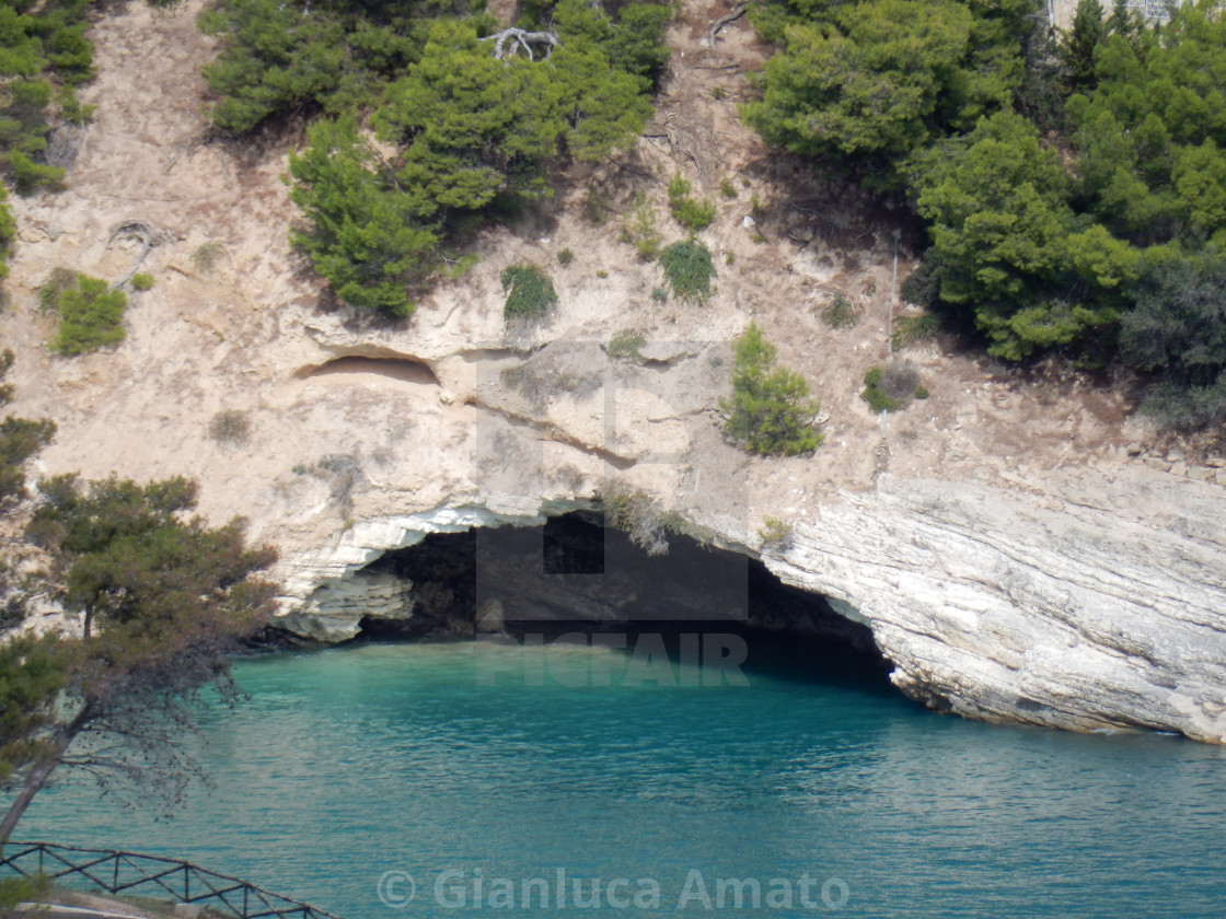 "Pugnochiuso - Grotta della baia" stock image