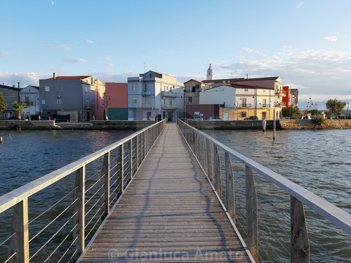 "Lago di Lesina - Scorcio del borgo dal pontile" stock image