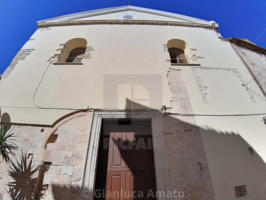 "Rodi Garganico - Facciata della Chiesa di San Pietro" stock image