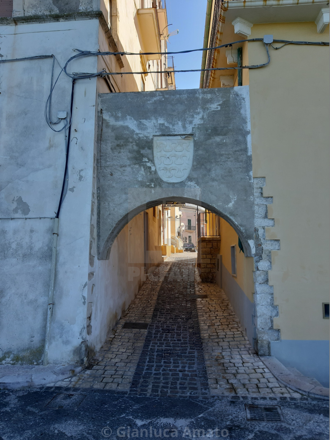 "Rodi Garganico - Porta di ingresso del centro storico" stock image