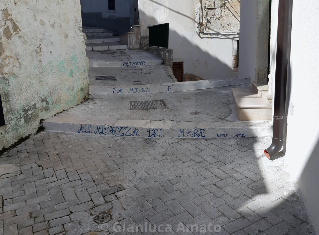 "Rodi Garganico - Scala poetica del borgo" stock image