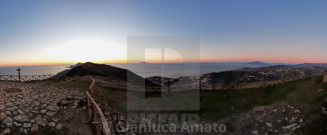 "Panoramica dalla chiesa di San Costanzo" stock image