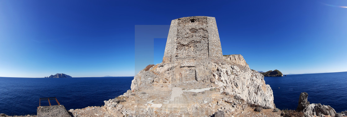 "Panoramica di Torre di Minerva a Punta Campanella" stock image