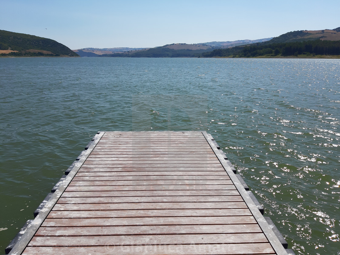 "Guardialfiera – Pontile del Lago del Liscione" stock image