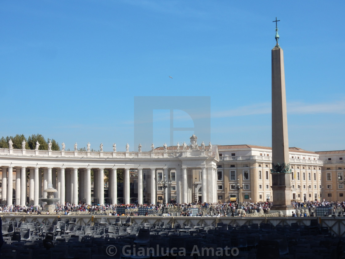 "Vaticano - Scorcio di Piazza San Pietro" stock image