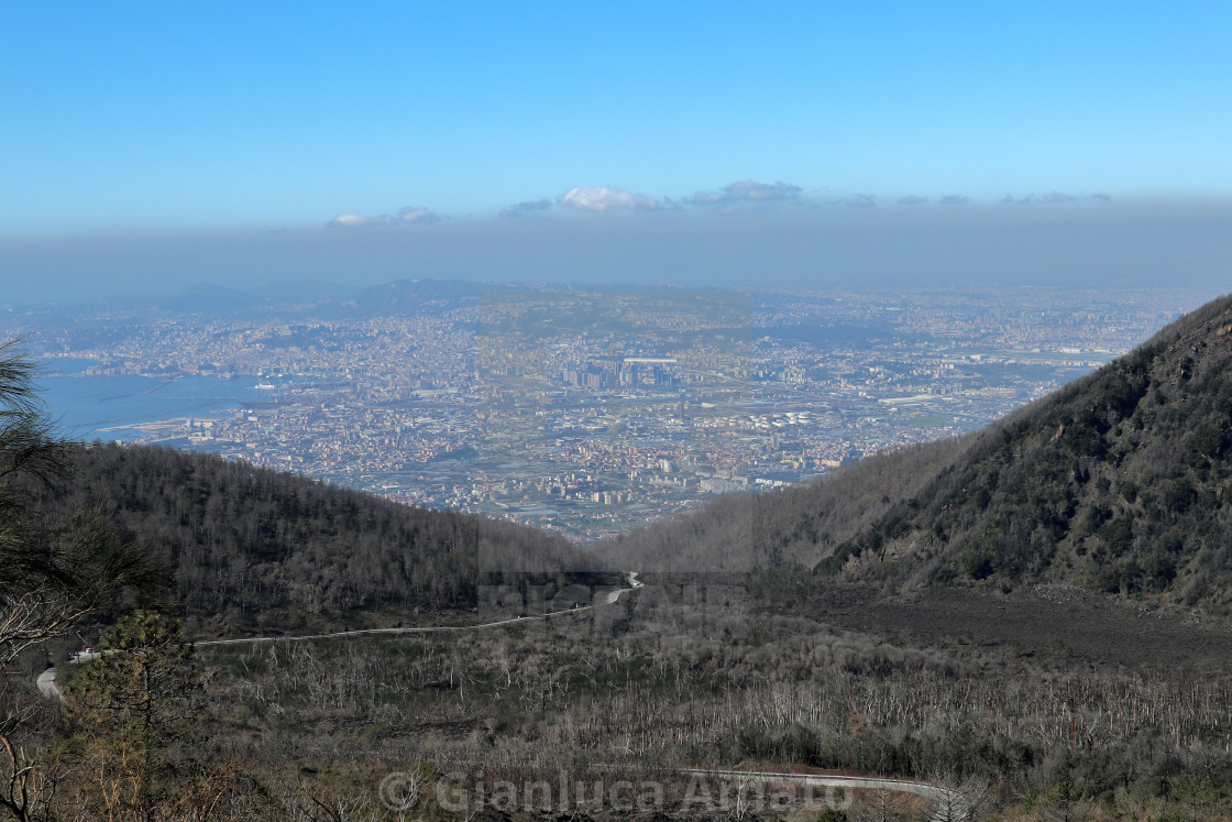 "Vesuvio – Panorama dal piazzale di ingresso al parco" stock image