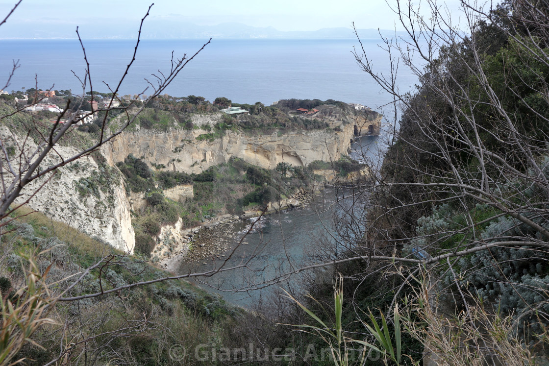 "Napoli - Baia di Trentaremi dal Parco della Rimembranze" stock image