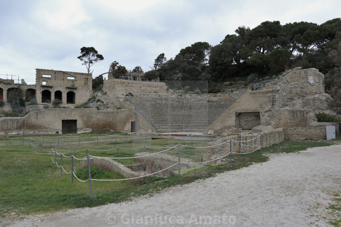 "Napoli - Teatro greco nel Parco Archeologico di Pausilypon" stock image