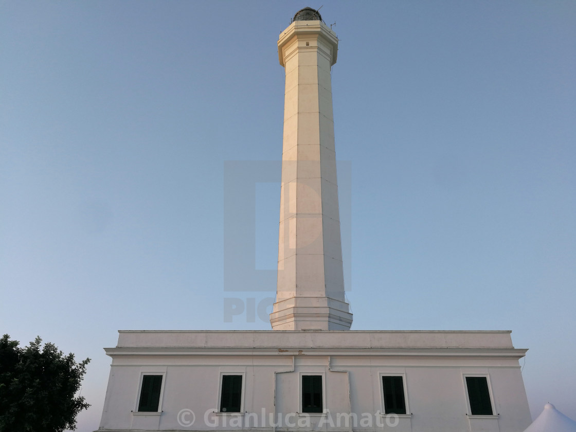 "Faro di Santa Maria di Leuca all'alba" stock image