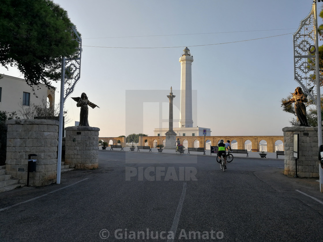 "Santa Maria di Leuca - Ciclisti al santuario all'alba" stock image