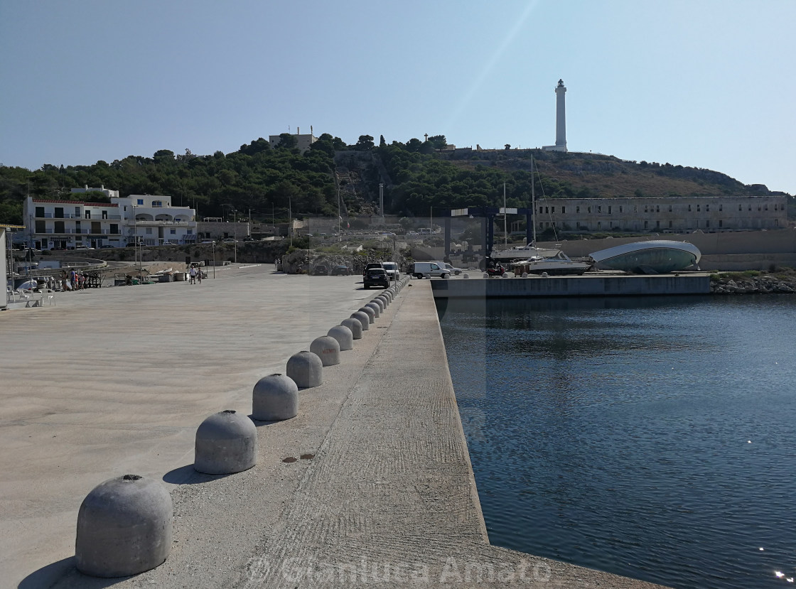 "Santa Maria di Leuca - Delimitazione della banchina del porto" stock image