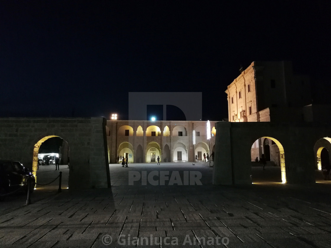 "Santa Maria di Leuca - Piazzale del santuario la sera" stock image