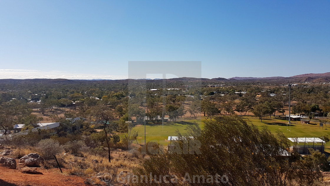 "Alice Springs - Panorama dalla collina di Anzac Hill" stock image