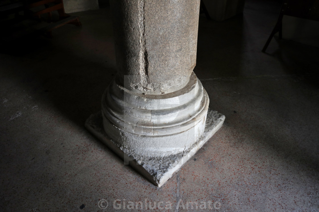 "Benevento - Basamento di una colonna di Santa Sofia" stock image