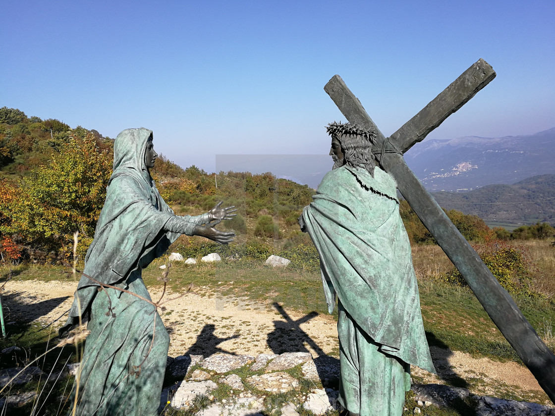 "Castelpetroso - Gruppo scultoreo di Maria che incontra Gesù" stock image