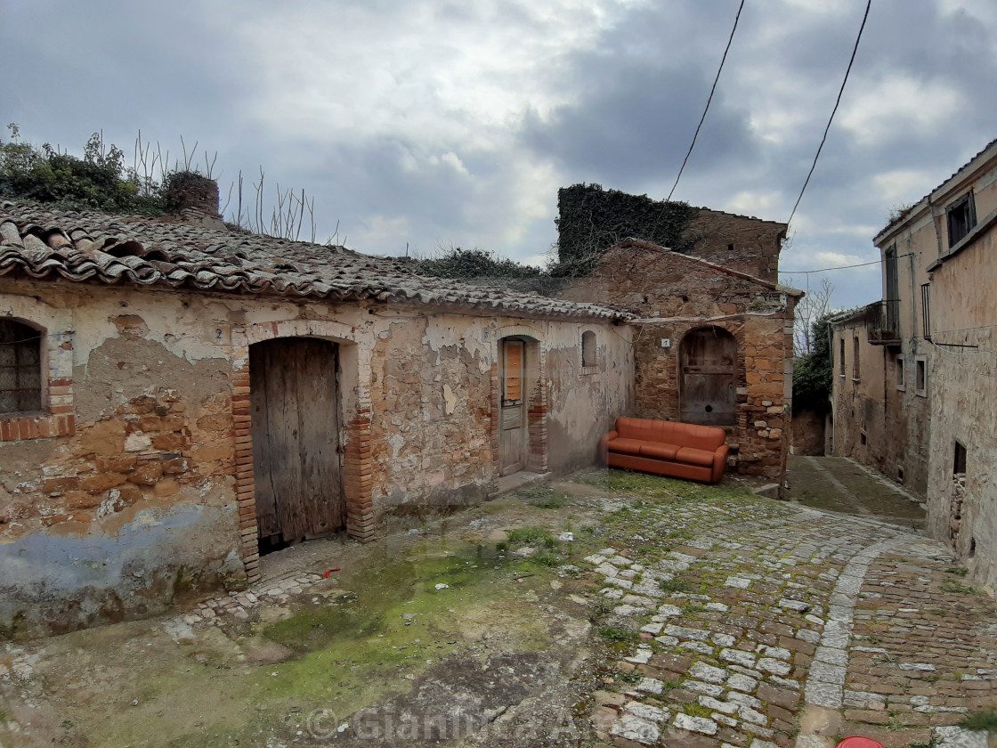 "Paduli - Piazzetta del vecchio borgo" stock image