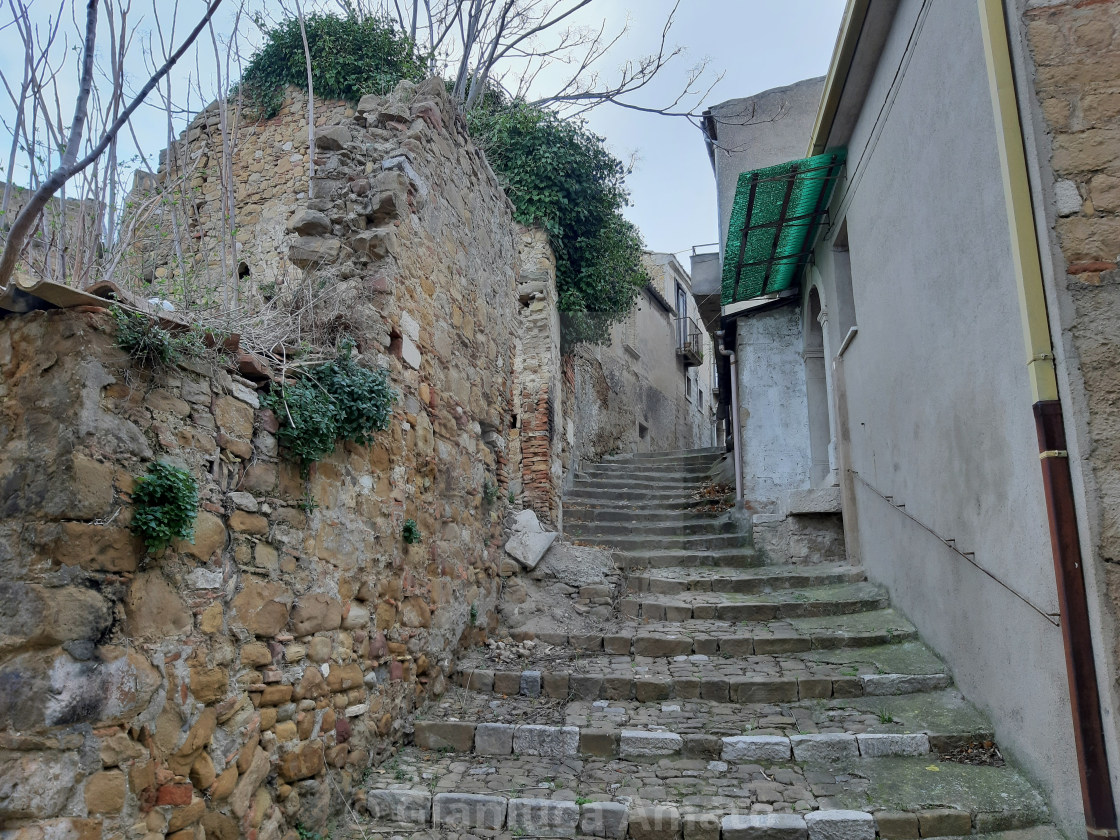 "Paduli - Scalinata al borgo abbandonato" stock image