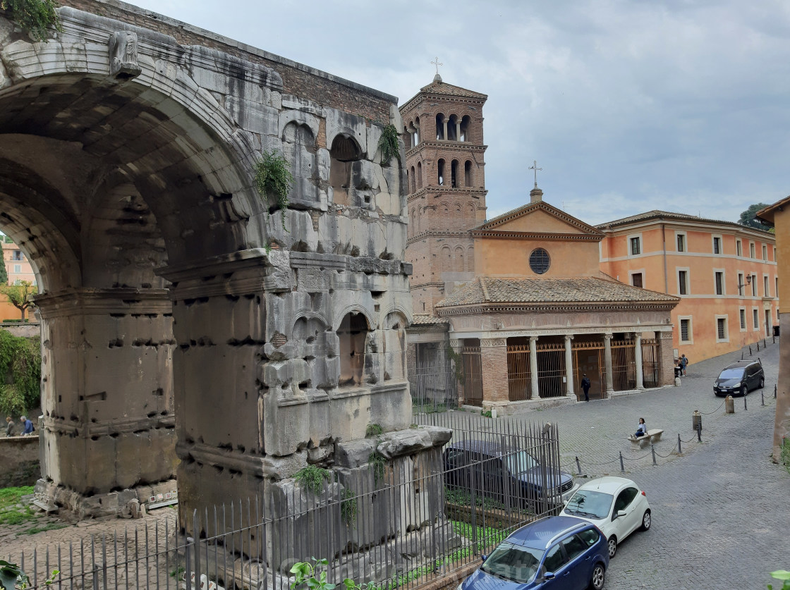 "Roma - Arco di Giano e Chiesa di San Giorgio in Velabro" stock image